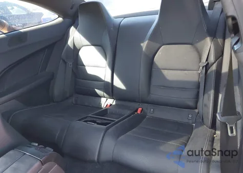 2015 Mercedes-Benz C 350 Sport из США, поврежденный, VIN WDDGJ5HBXFG422362